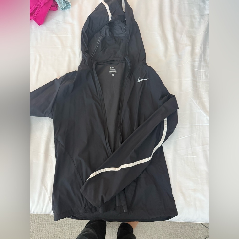 Nike Women's Black Windbreaker